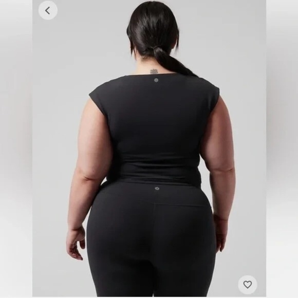 ATHLETA Transcend Cropped Tee - Large - Picture 3 of 6